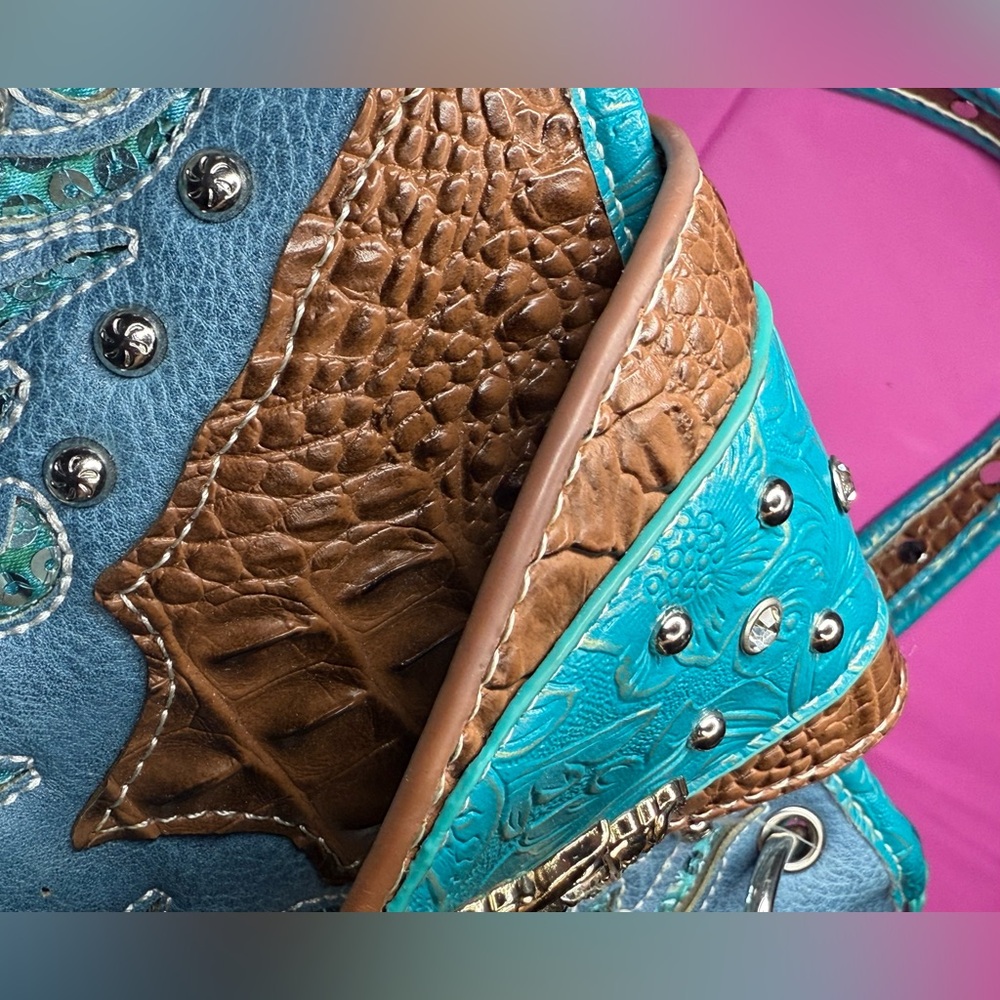 โจ๐ COWGIRL TRENDS Gold Silver Blue Buckle Studded & Jeweled Shoulder Purse Bag - Picture 9 of 17